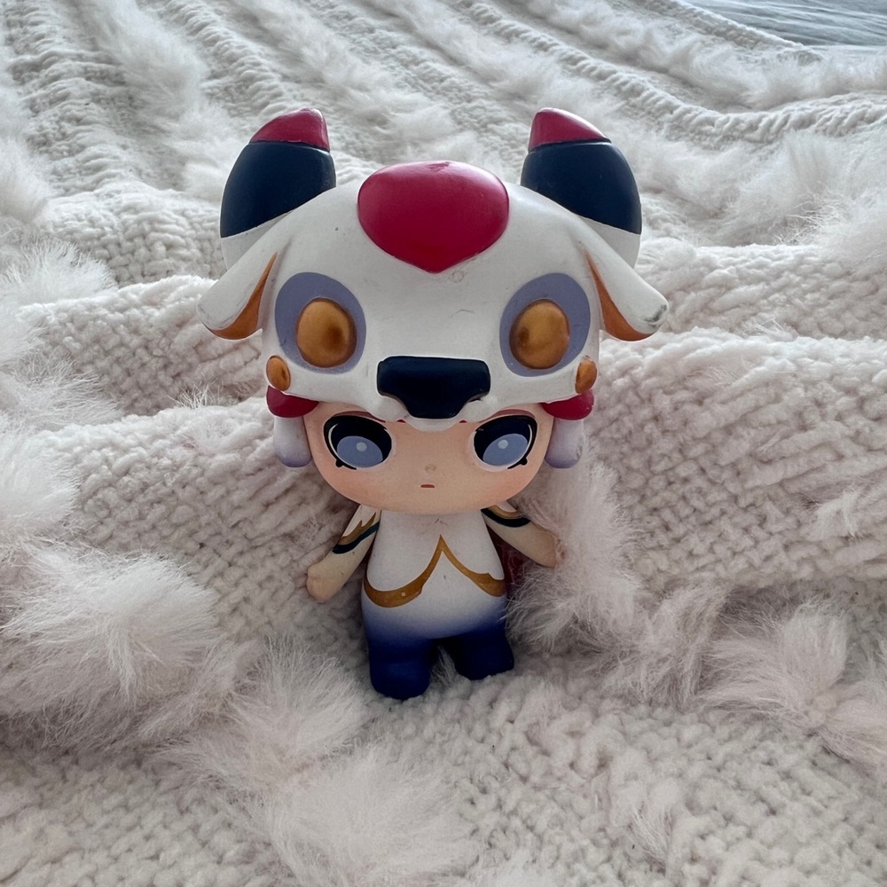 Rolife Suri Peach Blossom Nine Elves Series Blind Box Figure